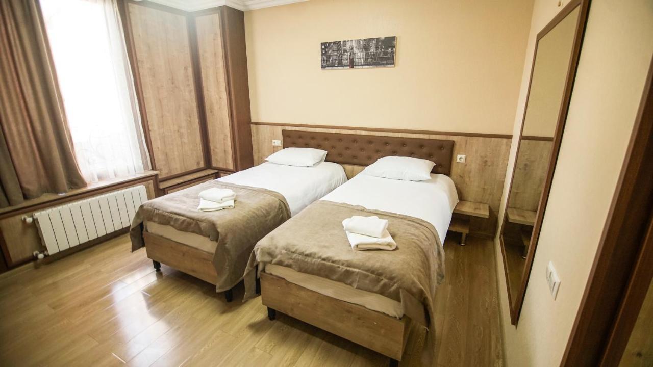 Hotel Juralius Tbilisi Exterior photo