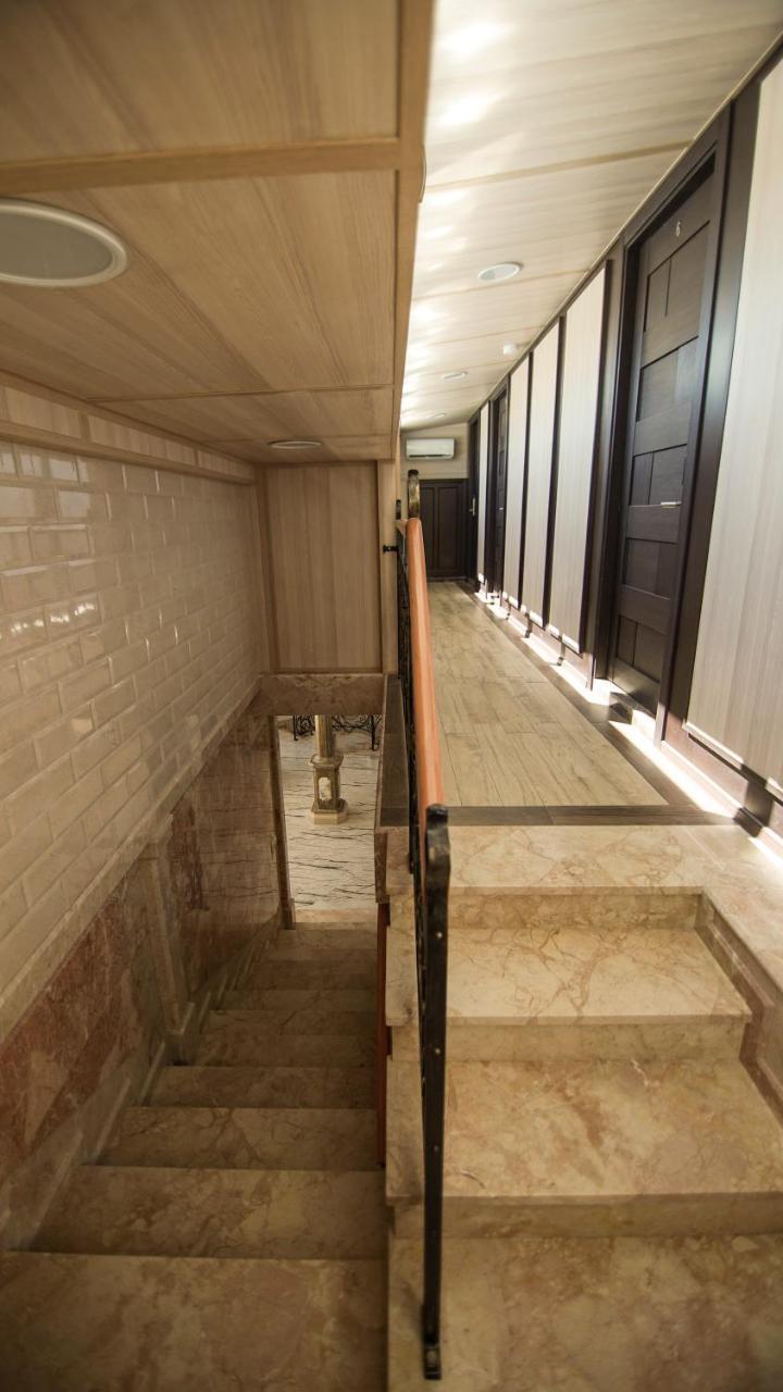 Hotel Juralius Tbilisi Exterior photo