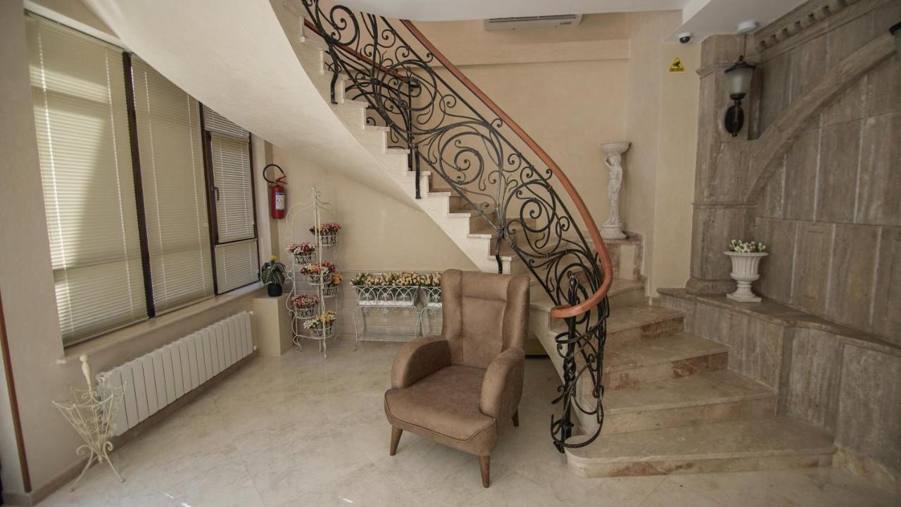 Hotel Juralius Tbilisi Exterior photo